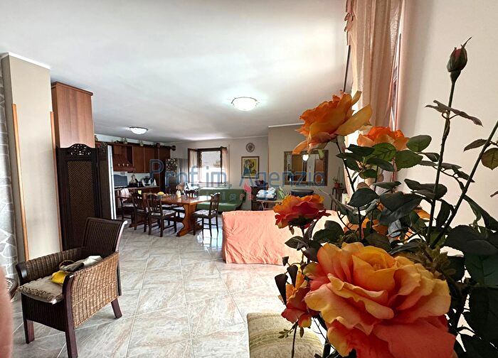 Appartamento con 5 locali in vendita in Carovigno