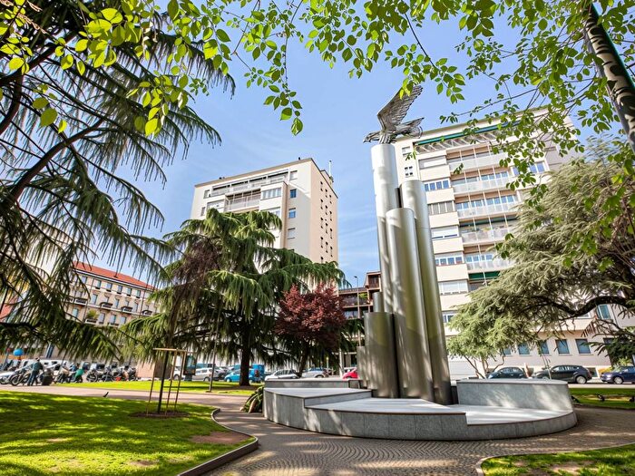 Appartamento con 5 locali in affitto in Viale Bianca Maria, Piave Tricolore, Milano