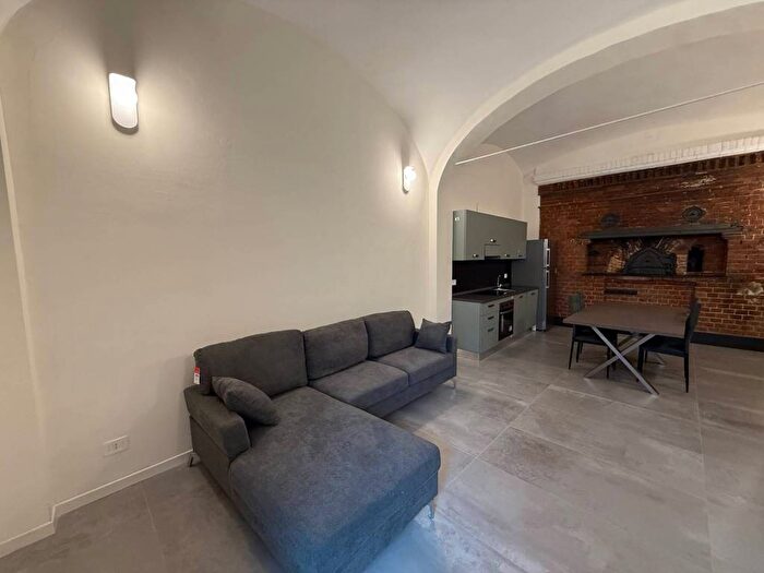 Appartamento quadrilocale in affitto in Via Felice Monaco, Centro, Vercelli