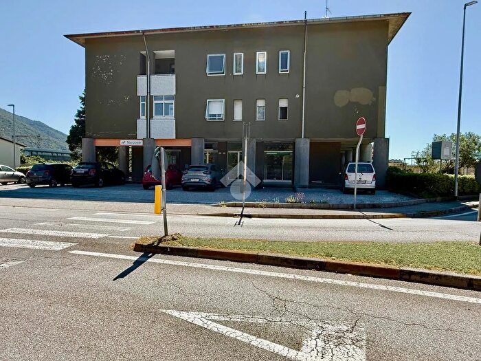 Appartamento trilocale in vendita in Via Trasaghis, Gemona Del Friuli