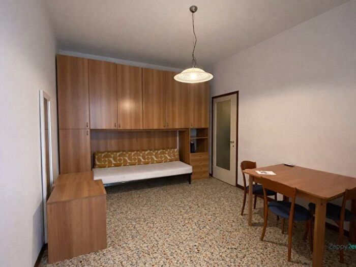 Appartamento monolocale in affitto in Viale Lucania, Corvetto, Milano