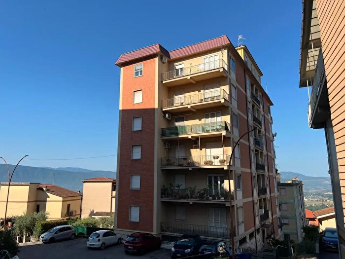Appartamento con 8 locali in vendita in Via Ciavattino, Anagni