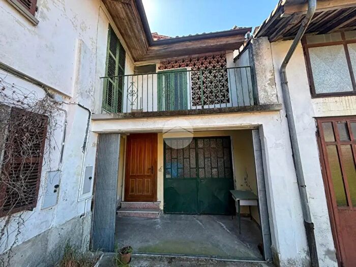 Casa con 5 locali in vendita in Via Marconi, Scurzolengo