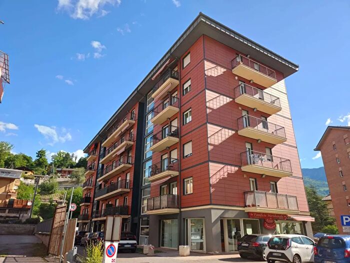 Appartamento quadrilocale in vendita in Corso Ivrea, Aosta