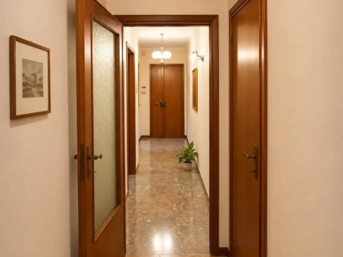 Appartamento con 5 locali in vendita in Pisa