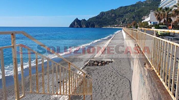 Appartamento bilocale in vendita in Via Lungomare, SantAlessio Siculo