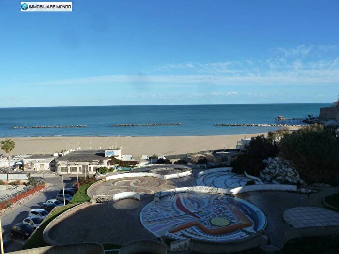 Appartamento trilocale in affitto in Corso Mario Milano, Centro, Termoli