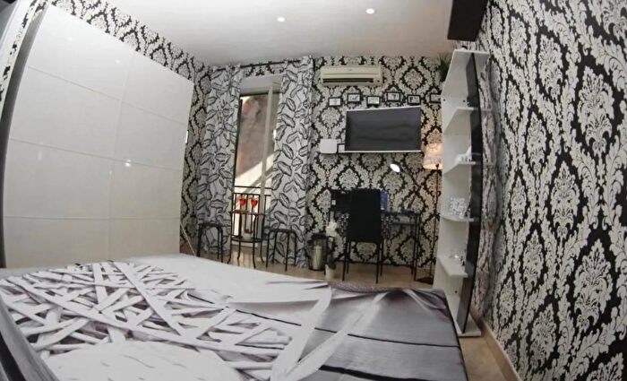 Appartamento trilocale in affitto in Vico Lungo Gelso, Napoli