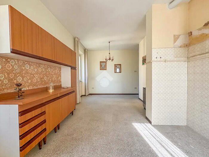 Appartamento quadrilocale in vendita in Via Aldo E Alfredo Grifone, Chieti