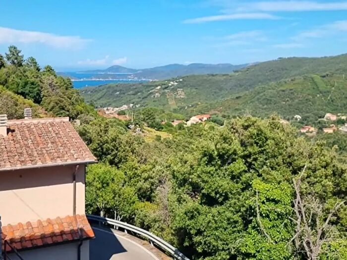 Appartamento bilocale in vendita in Marciana
