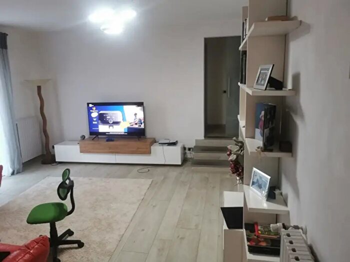 Casa con 12 locali in vendita in Scarperia e San Piero