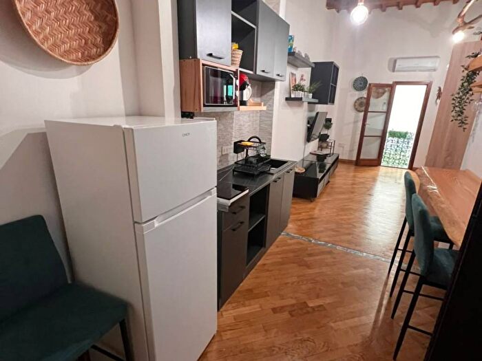 Appartamento monolocale in affitto in Via Adua, Cavour San Carlo, Livorno