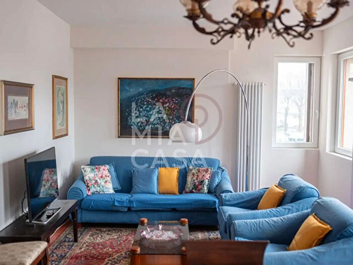 Appartamento con 6 locali in affitto in Via Marconi, Pieve Di Soligo