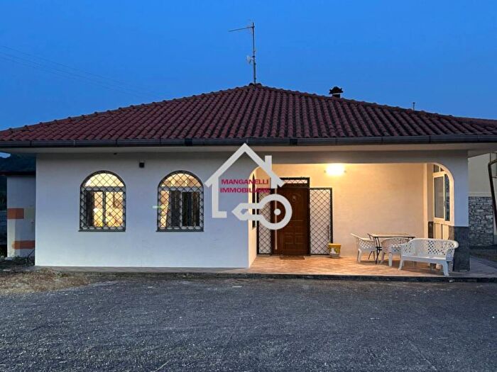 Casa bilocale in affitto in Via San Martino, Roccadaspide