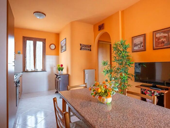 Appartamento trilocale in vendita in a Vecchia delle Vigne, Buti