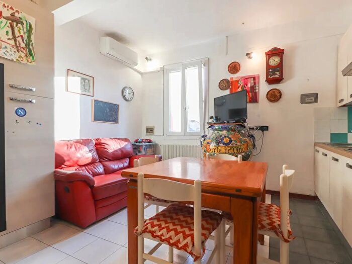 Appartamento trilocale in vendita in Via Castellaccio, Valsamoggia