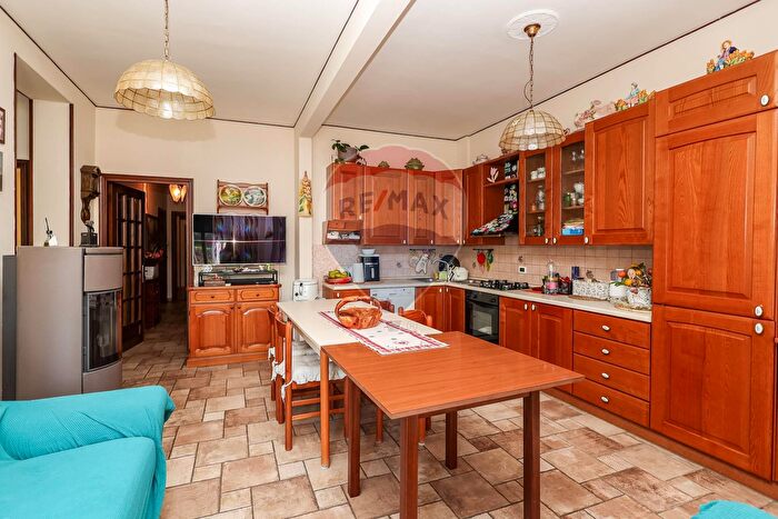 Appartamento quadrilocale in vendita in Via XI Novembre, Boara Pisani