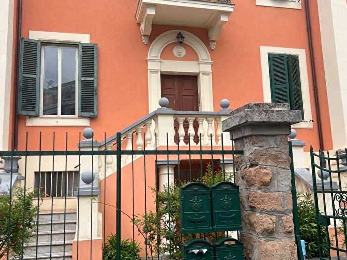 Appartamento trilocale in affitto in Via Monte Tomatico, Città Giardino, Roma