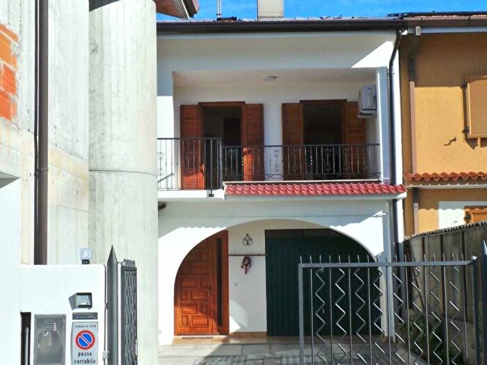 Casa con 6 locali in affitto in Via Avilla, Buia, Buja
