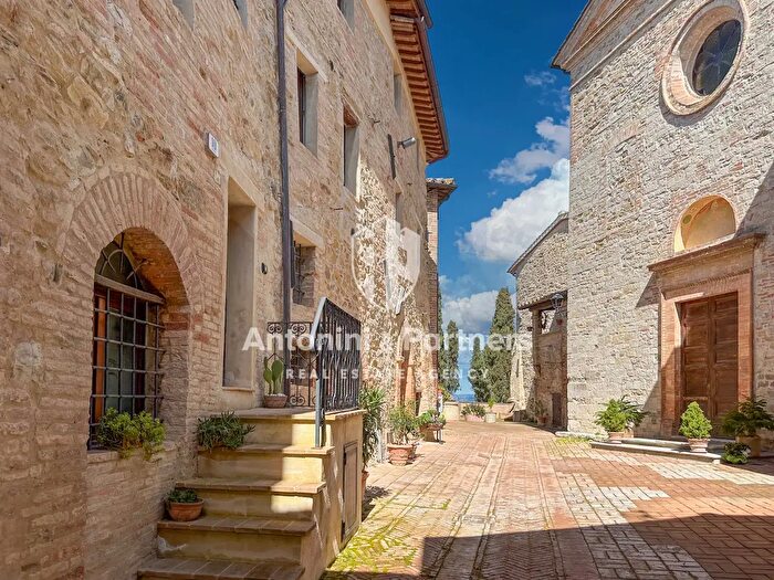 Appartamento quadrilocale in vendita in Via del Tempio, Marsciano