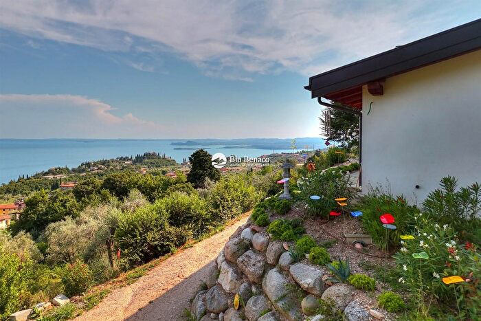 Casa trilocale in vendita in Via Folino Cabiana, Toscolano Maderno