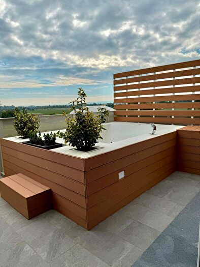 Appartamento trilocale in vendita in Strada Budellungo, Parma