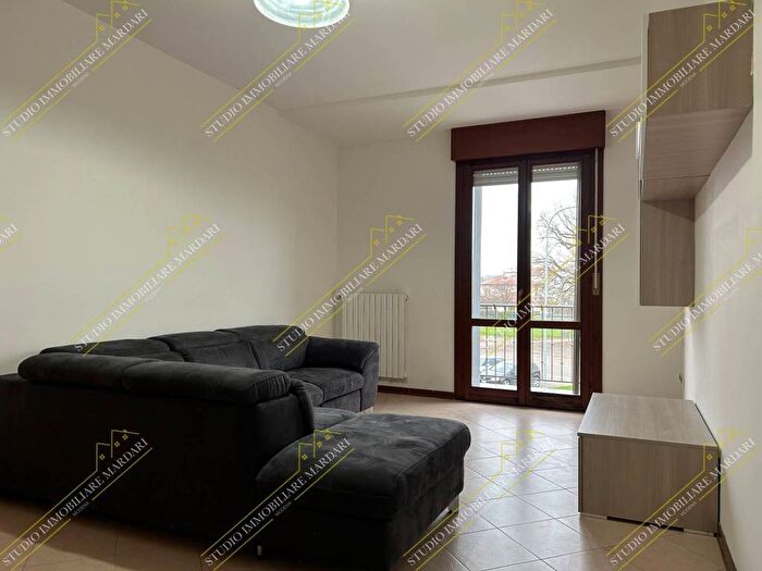 Appartamento trilocale in affitto in Via Ciro Menotti, Centro, San Felice sul Panaro