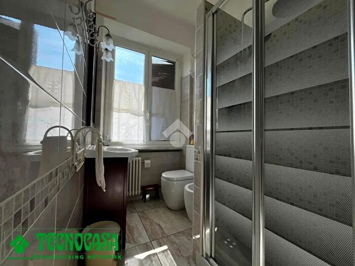 Appartamento quadrilocale in vendita in Via della Pace, Sarzana