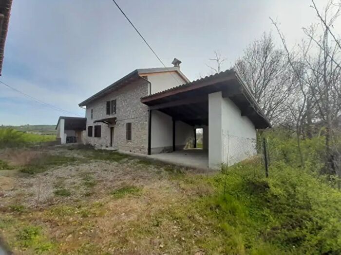 Casa quadrilocale in affitto in Strada di Poggio Novati, Piozzano