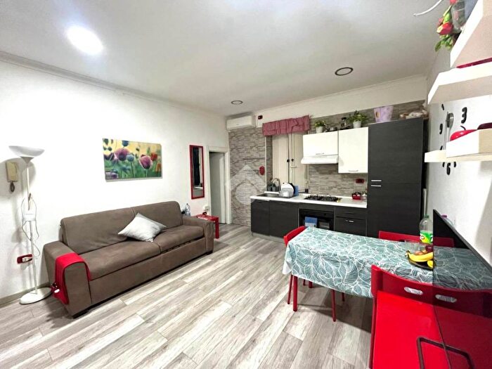 Appartamento monolocale in affitto in Via Alcide Cervi, Capodichino, Napoli