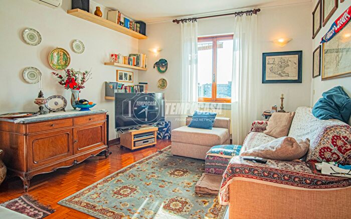 Appartamento trilocale in vendita in Via Barattina, Lavagna