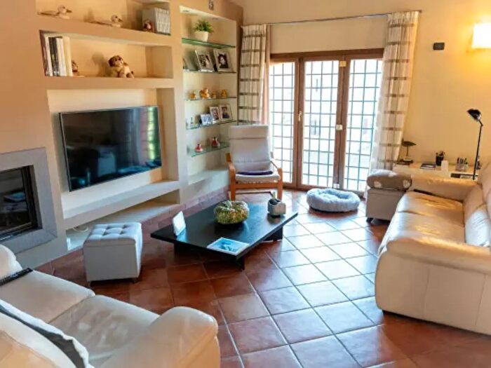Casa con 6 locali in vendita in Via Giuseppe Gambigliani Zoccoli, Modena