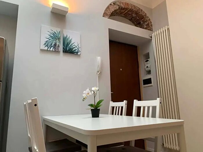 Appartamento monolocale in affitto in Via Pietro Maroncelli, Milano