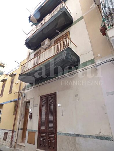 Appartamento trilocale in vendita in Via Sindaco Scordato, Bagheria