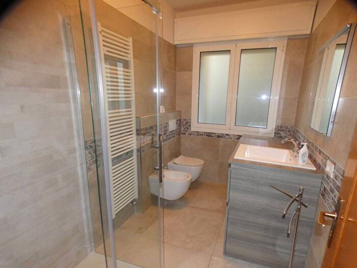 Appartamento quadrilocale in affitto in Viale Antonio Gramsci, Abissinia, Riccione