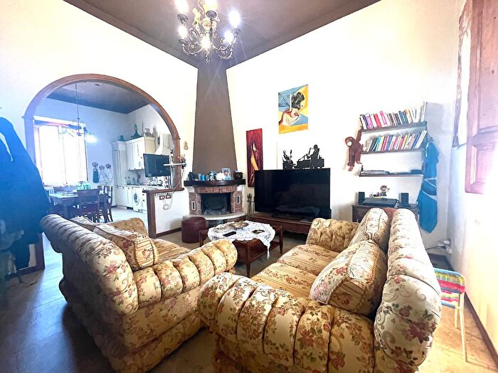 Appartamento con 6 locali in vendita in SpicchioSovigliana Fi, Vinci