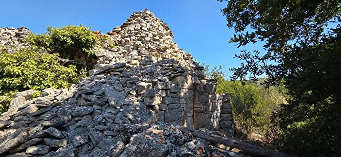 Casa trilocale in vendita in Strada Comunale Pico Saettone, Cisternino