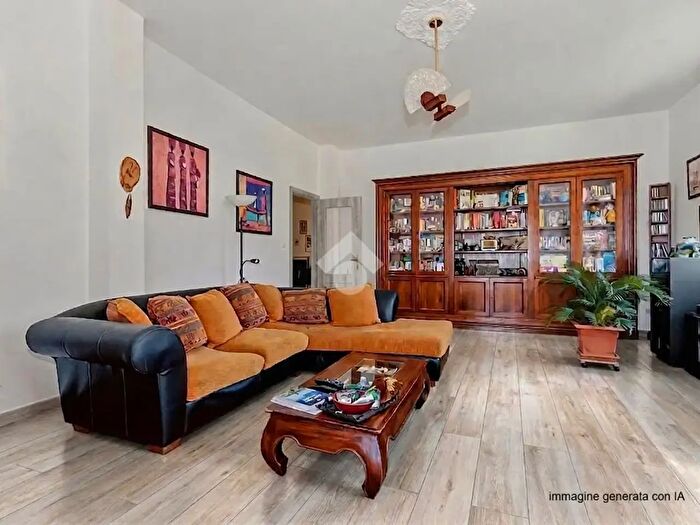 Appartamento con 5 locali in vendita in Via Stazione, Rosta