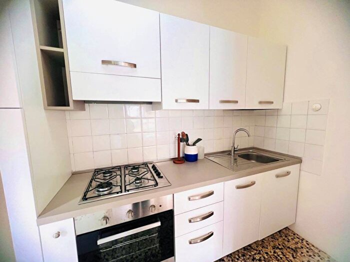 Appartamento trilocale in affitto in Centro, Loano