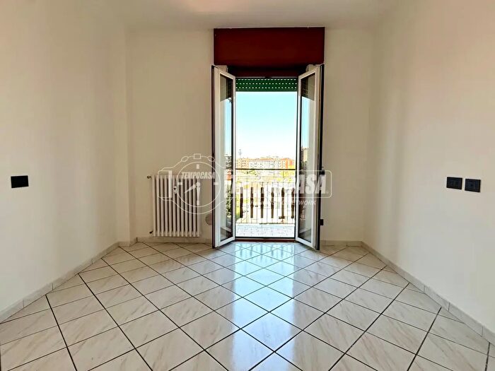 Appartamento bilocale in vendita in Via Monte Grappa, Cologno Monzese