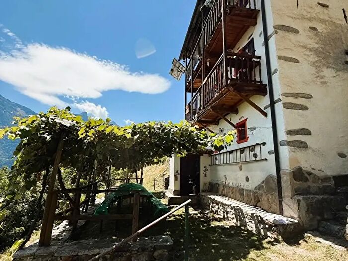 Casa trilocale in vendita in Località Nava, Varzo