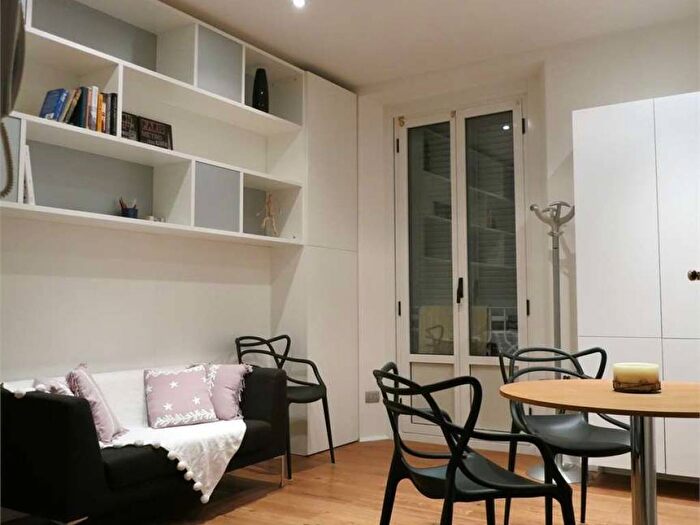 Appartamento bilocale in affitto in via Pisino, Gorla, Milano
