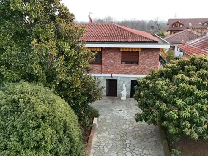 Casa con 6 locali in vendita in Via Alpignano, Givoletto
