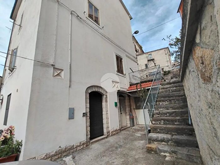Casa bilocale in vendita in Via Occidentale, Ripalimosani