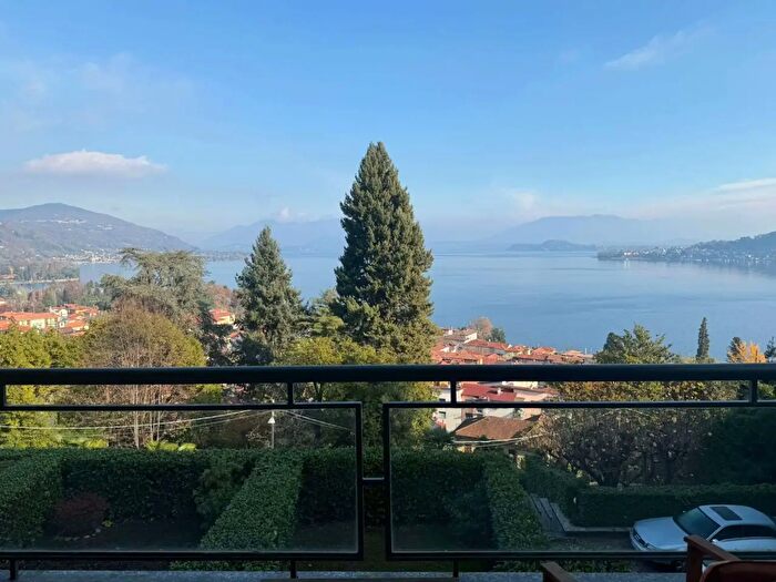 Appartamento bilocale in vendita in Via per Ghevio, Meina