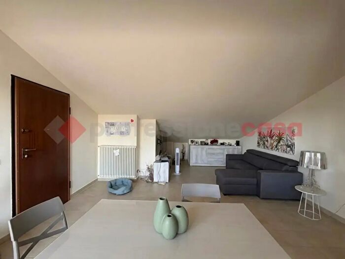 Appartamento trilocale in affitto in Spoleto