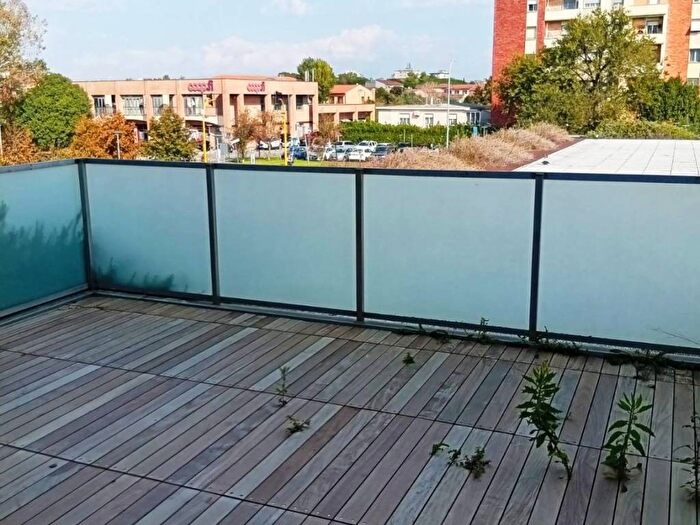 Appartamento con 5 locali in affitto in Piazza Giuseppe Giusti, San Giusto Aeroporto, Pisa