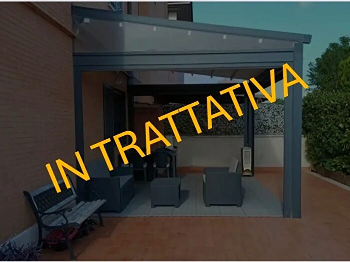 Appartamento bilocale in vendita in Via SantAgata di Esaro, Roma