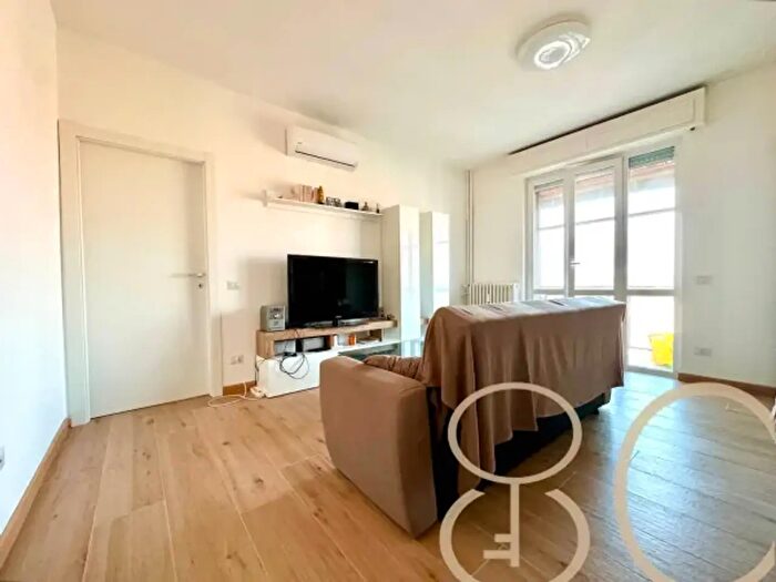 Appartamento trilocale in vendita in Via Luciano Manara, San Giuliano Milanese