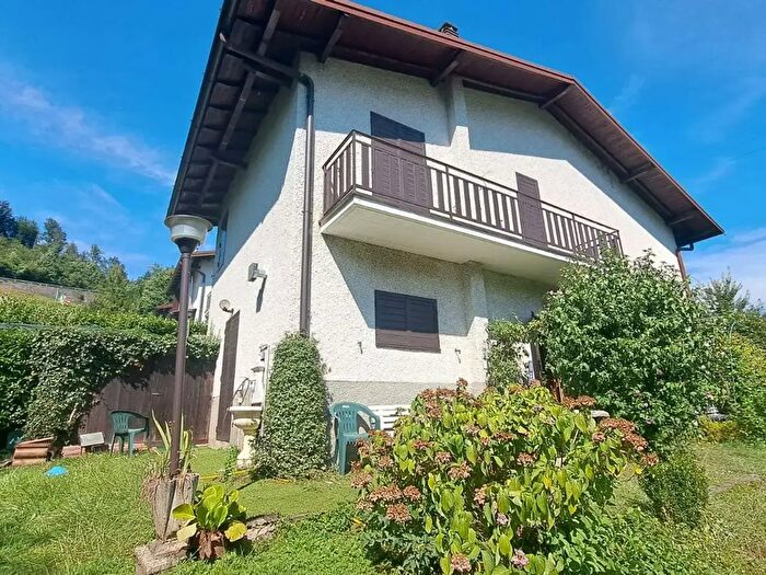 Casa trilocale in vendita in SantOmobono Terme